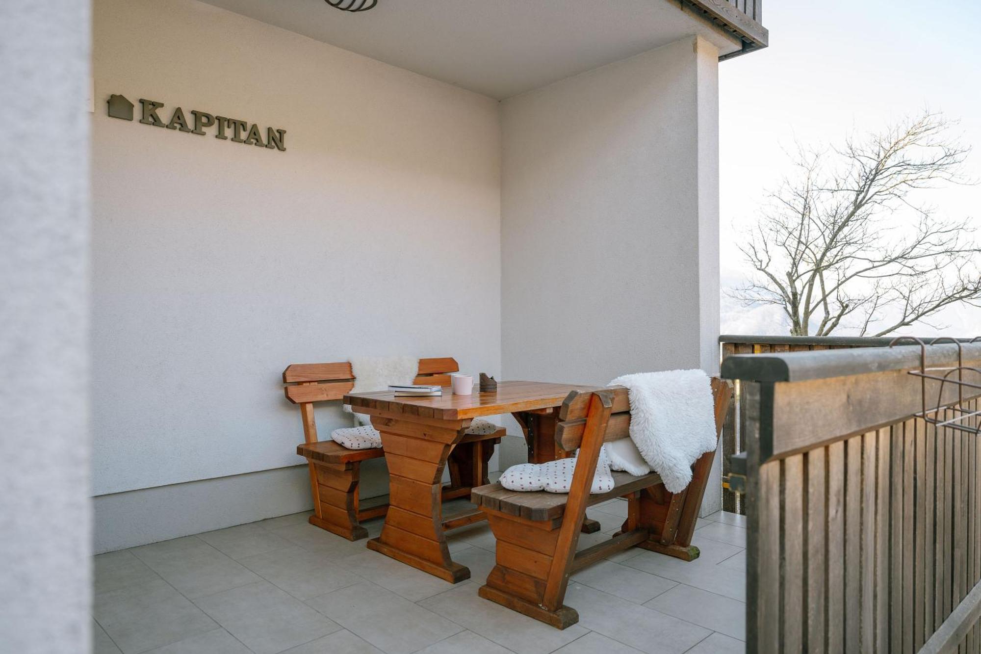 Apartment Kapitan With Climbing Wall 科巴里德 外观 照片